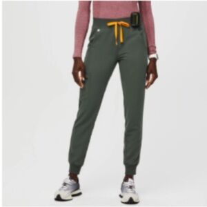 Figs size small Moss ,  high waisted Zamora jogger